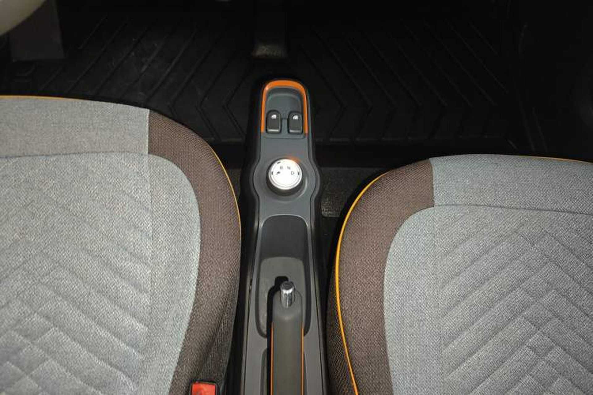Used Baojun E100 2020 305KM Smart Drive Version Gear Lever