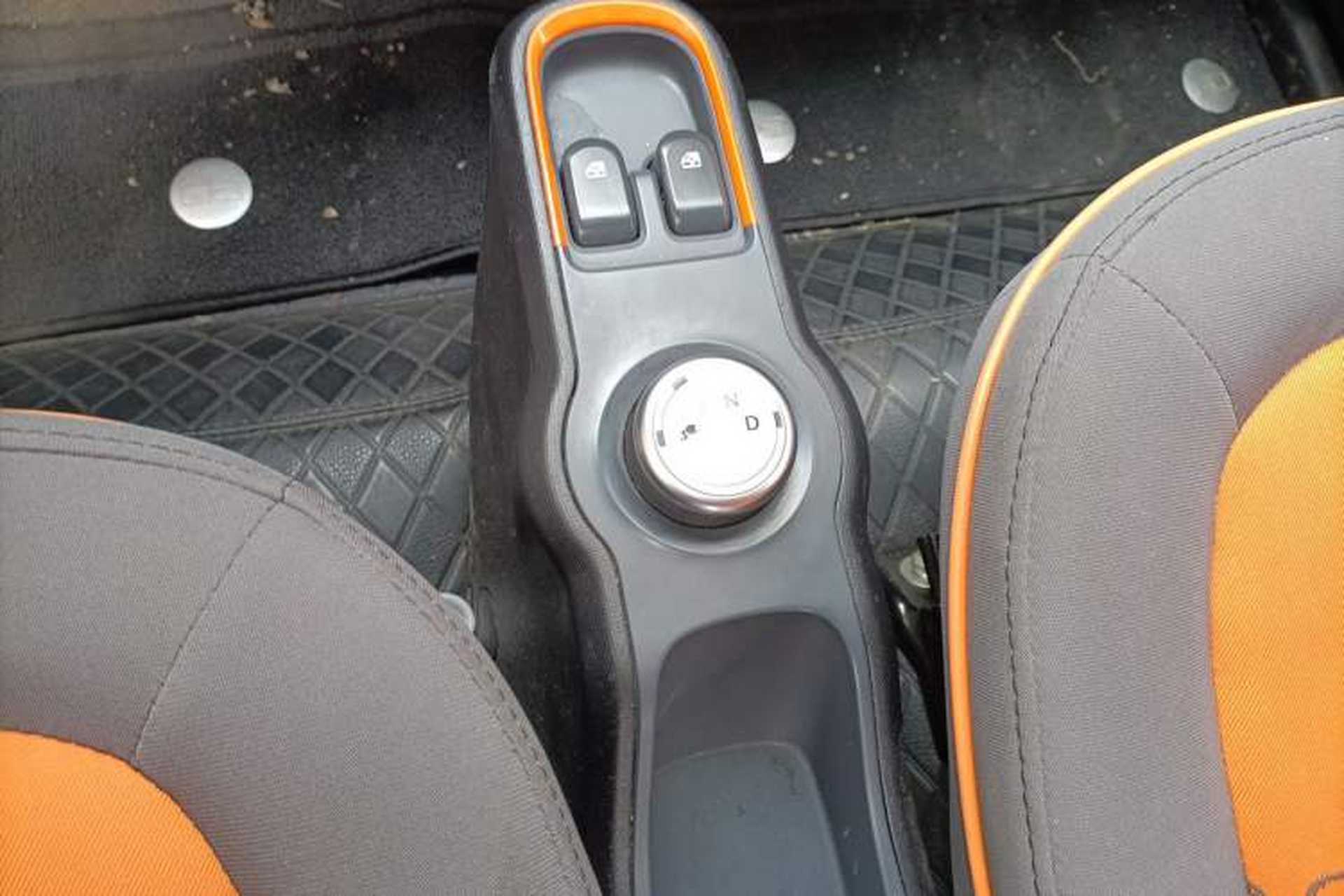 Used Baojun E100 2020 305KM Smart Drive Version Gear Lever