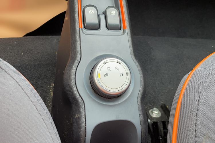 Used Baojun E100 2020 305KM Smart Drive Version Gear Lever
