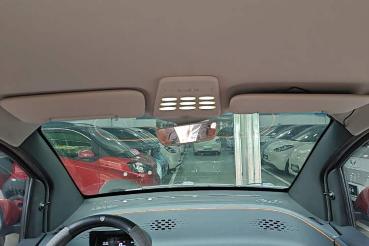 Used Baojun E100 2020 305KM Smart Drive Version Headliner