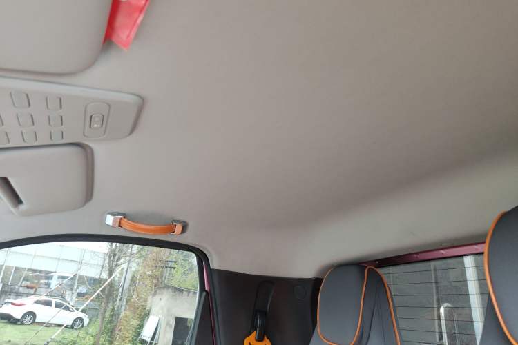 Used Baojun E100 2020 305KM Smart Drive Version Headliner