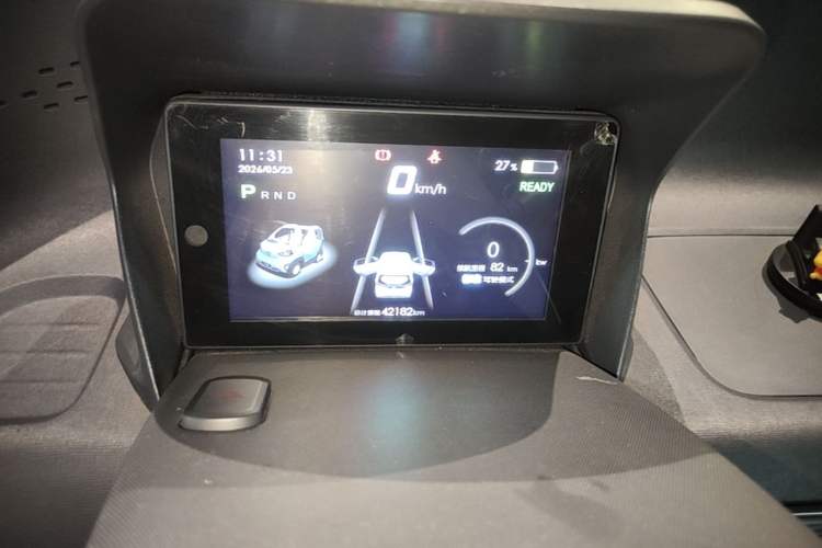 Used Baojun E100 2020 305KM Smart Drive Version Instrument Cluster