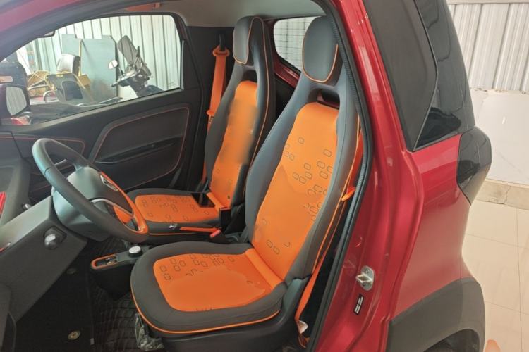 Used Baojun E100 2020 305KM Smart Drive Version Left Front Seat