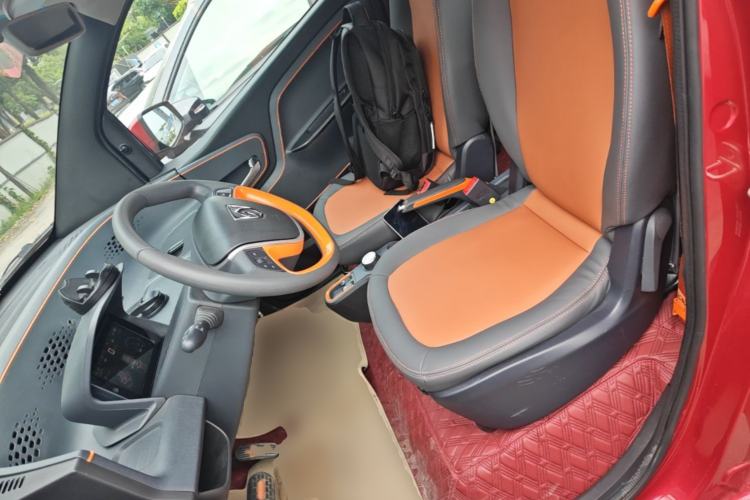 Used Baojun E100 2020 305KM Smart Drive Version Left Front Seat
