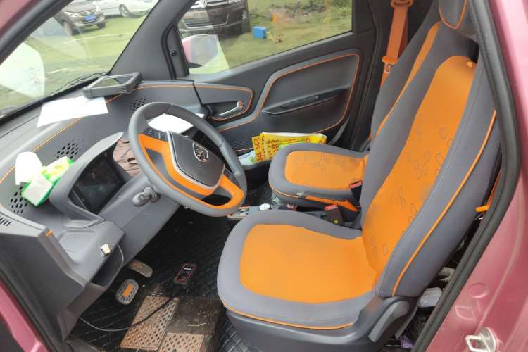 Used Baojun E100 2020 305KM Smart Drive Version Left Front Seat