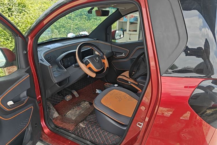 Used Baojun E100 2020 305KM Smart Drive Version Left Front Seat