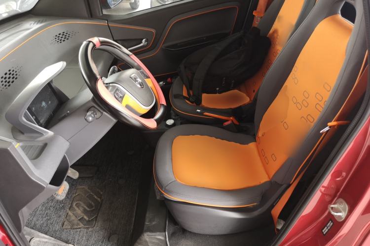 Used Baojun E100 2020 305KM Smart Drive Version Left Front Seat
