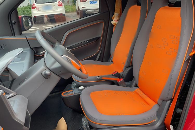 Used Baojun E100 2020 305KM Smart Drive Version Left Front Seat