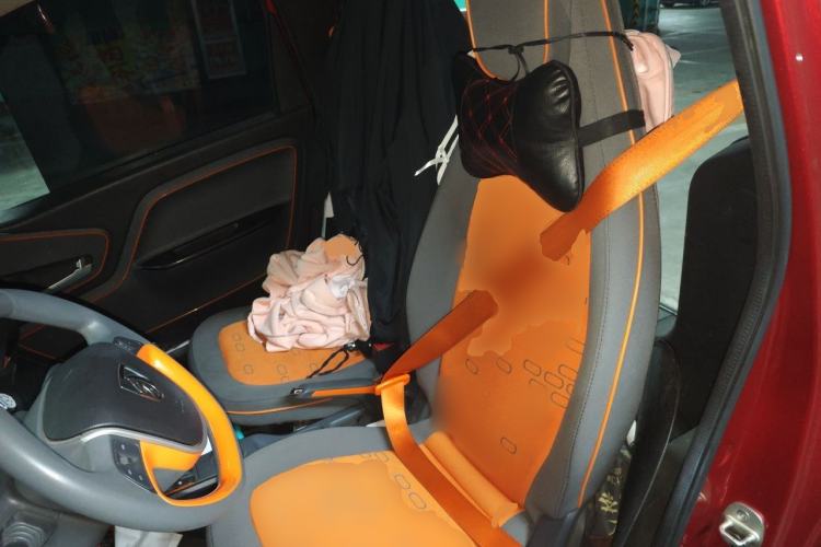 Used Baojun E100 2020 305KM Smart Drive Version Left Rear Seat