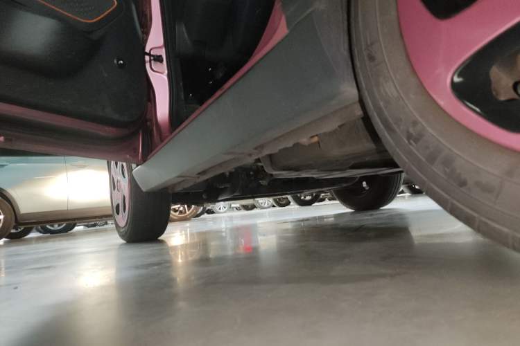 Used Baojun E100 2020 305KM Smart Drive Version Left Side Sill