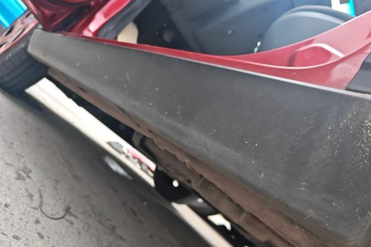 Used Baojun E100 2020 305KM Smart Drive Version Left Side Sill