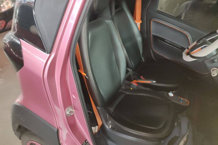 Used Baojun E100 2020 305KM Smart Drive Version Right Front Seat