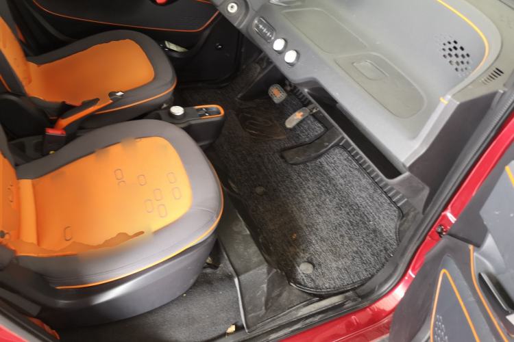 Used Baojun E100 2020 305KM Smart Drive Version Right Front Seat