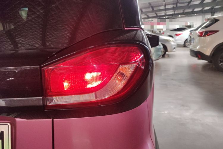 Used Baojun E100 2020 305KM Smart Drive Version Right Rear Taillight
