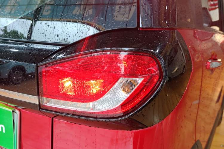 Used Baojun E100 2020 305KM Smart Drive Version Right Rear Taillight