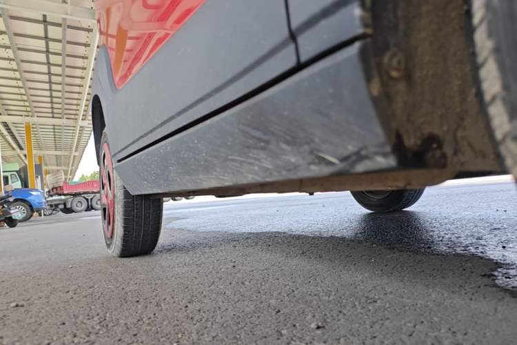 Used Baojun E100 2020 305KM Smart Drive Version Right Side Sill