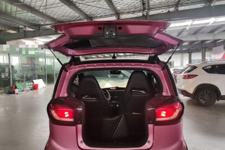 Used Baojun E100 2020 305KM Smart Drive Version Trunk