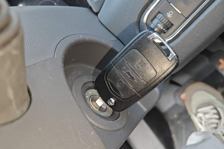 Used Baojun E100 2020 305KM Smart Drive Version Vehicle Key
