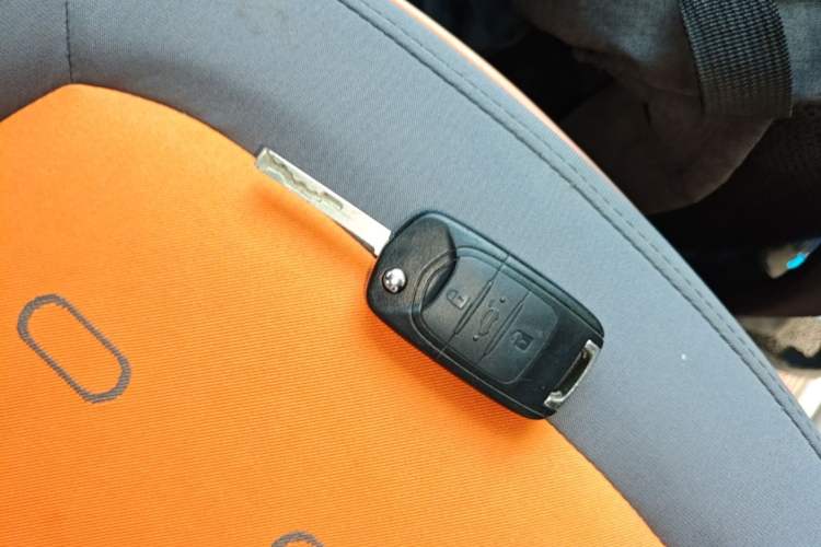 Used Baojun E100 2020 305KM Smart Drive Version Vehicle Key