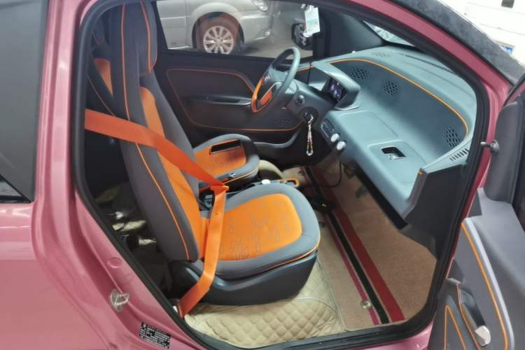 Used Baojun E100 2020 305KM Smart Drive Version Right Front Seat