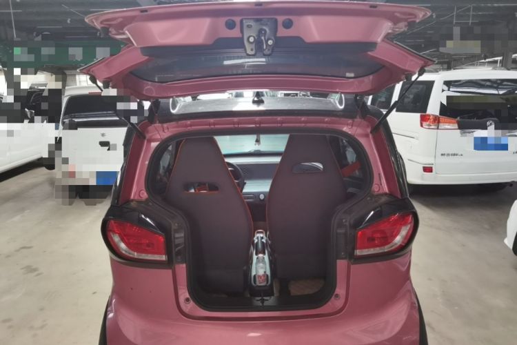 Used Baojun E100 2020 305KM Smart Drive Version Trunk