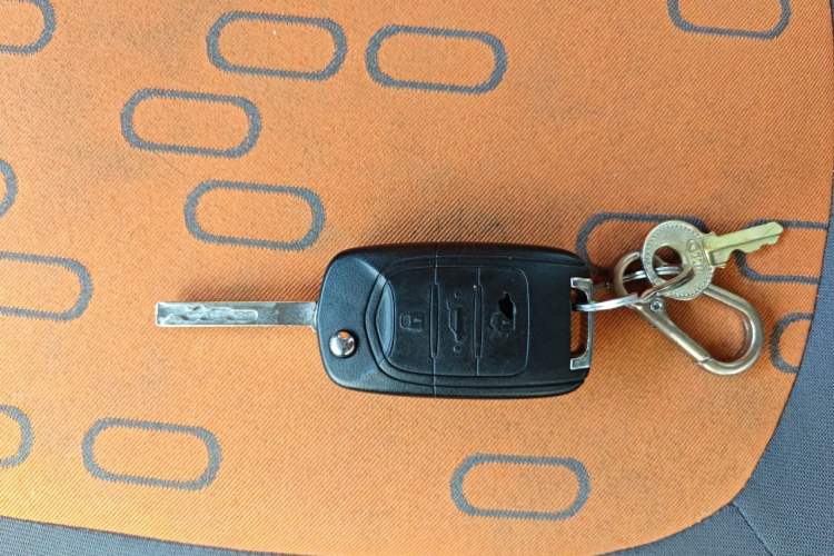 Used Baojun E100 2020 305KM Smart Drive Version Vehicle Key