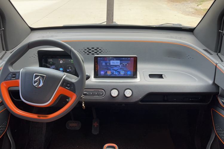 Used Baojun E100 2020 305KM Smart Drive Version Center Console