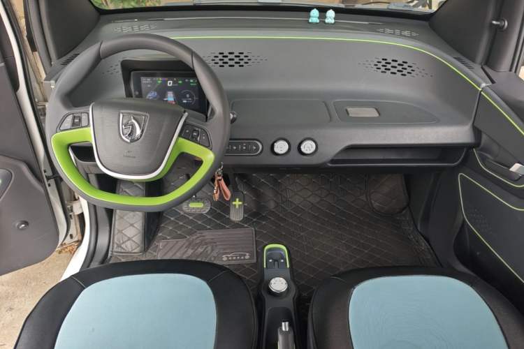 Used Baojun E100 2020 305KM Smart Drive Version Center Console