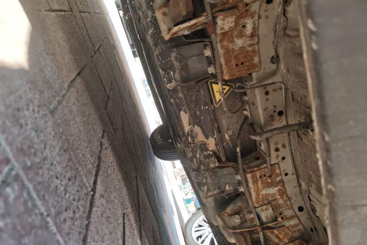 Used Baojun E100 2020 305KM Smart Drive Version Chassis Front