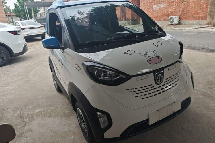 Used Baojun E100 2020 305KM Smart Drive Version Front Right 45 Deg