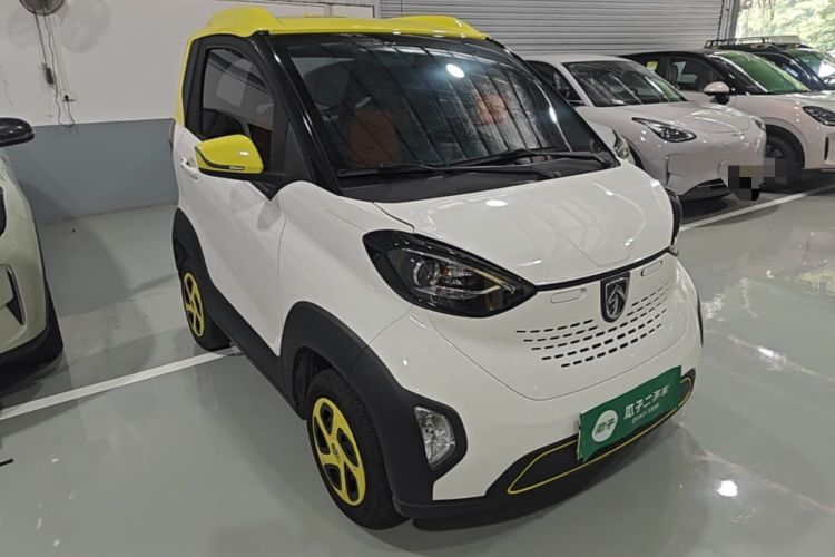 Used Baojun E100 2020 305KM Smart Drive Version Front Right 45 Deg