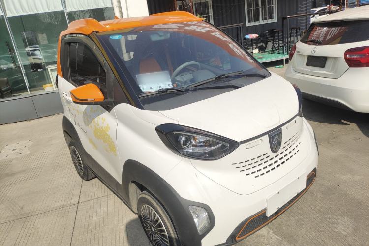 Used Baojun E100 2020 305KM Smart Drive Version Front Right 45 Deg