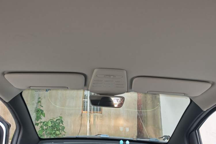 Used Baojun E100 2020 305KM Smart Drive Version Headliner