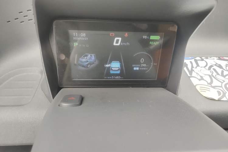 Used Baojun E100 2020 305KM Smart Drive Version Instrument Cluster