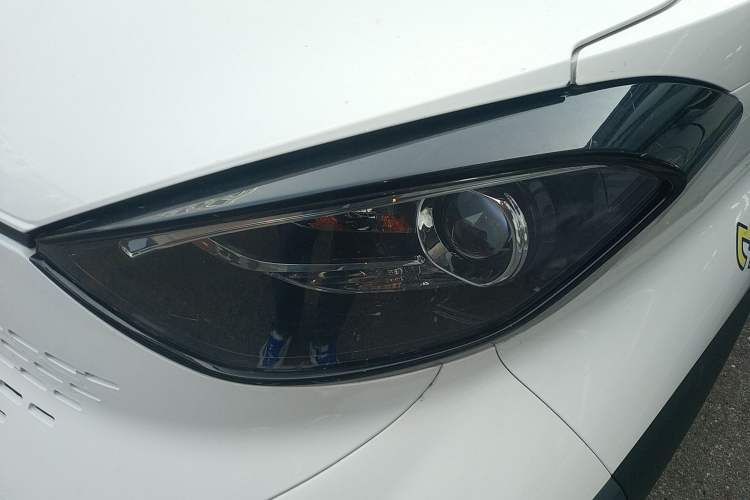 Used Baojun E100 2020 305KM Smart Drive Version Left Front Headlight