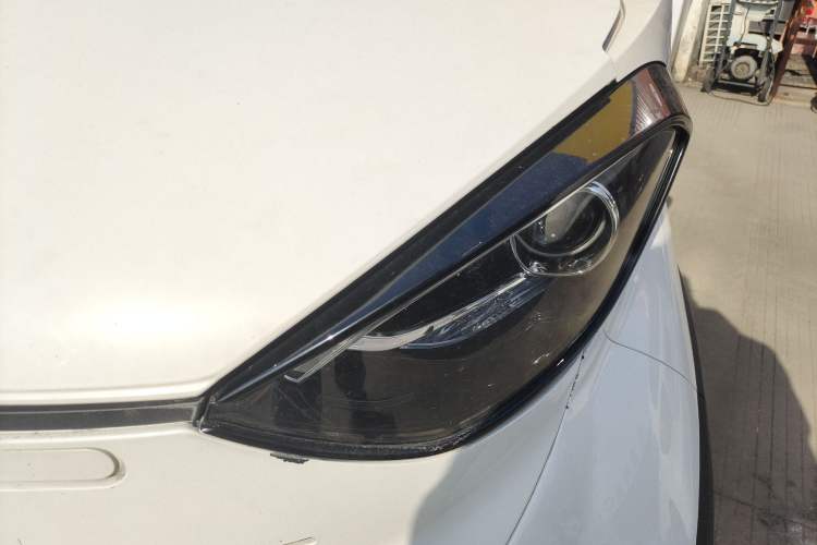 Used Baojun E100 2020 305KM Smart Drive Version Left Front Headlight