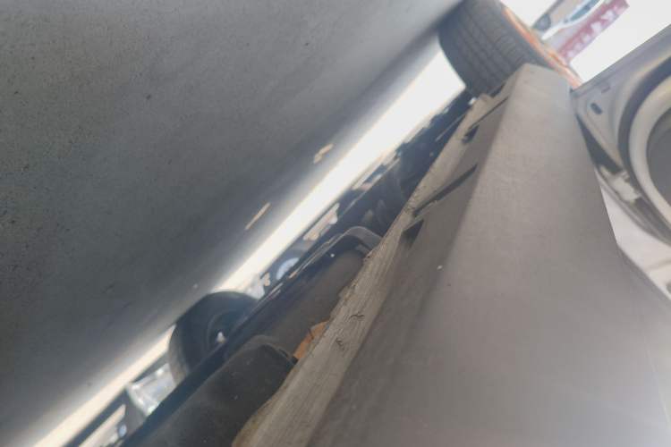 Used Baojun E100 2020 305KM Smart Drive Version Left Side Sill