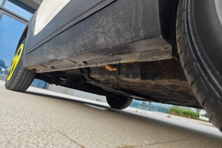 Used Baojun E100 2020 305KM Smart Drive Version Left Side Sill