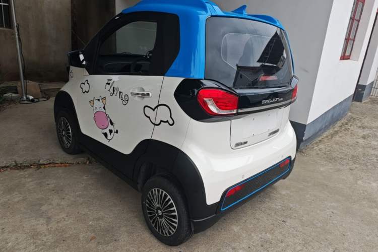 Used Baojun E100 2020 305KM Smart Drive Version Rear Left 45 Deg
