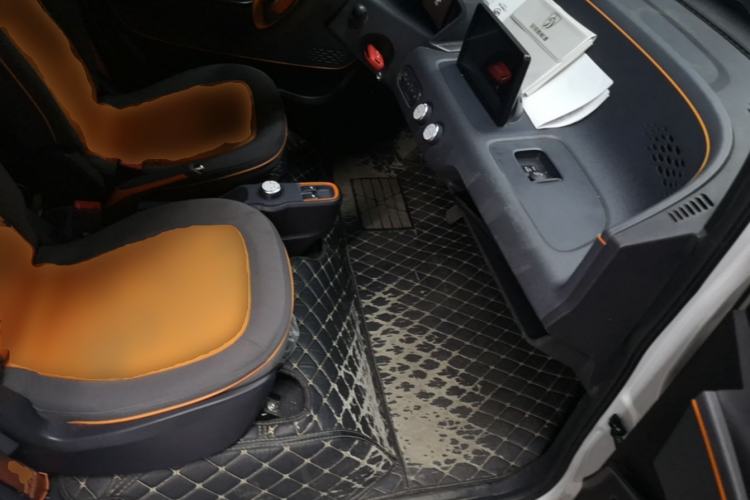 Used Baojun E100 2020 305KM Smart Drive Version Right Front Seat