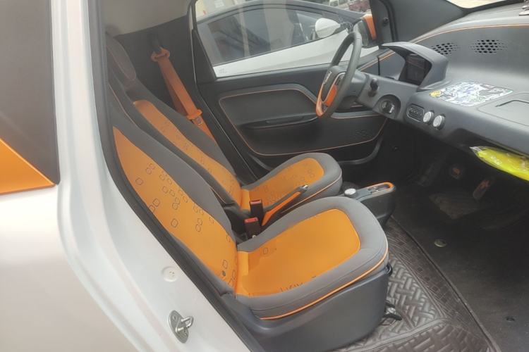Used Baojun E100 2020 305KM Smart Drive Version Right Front Seat