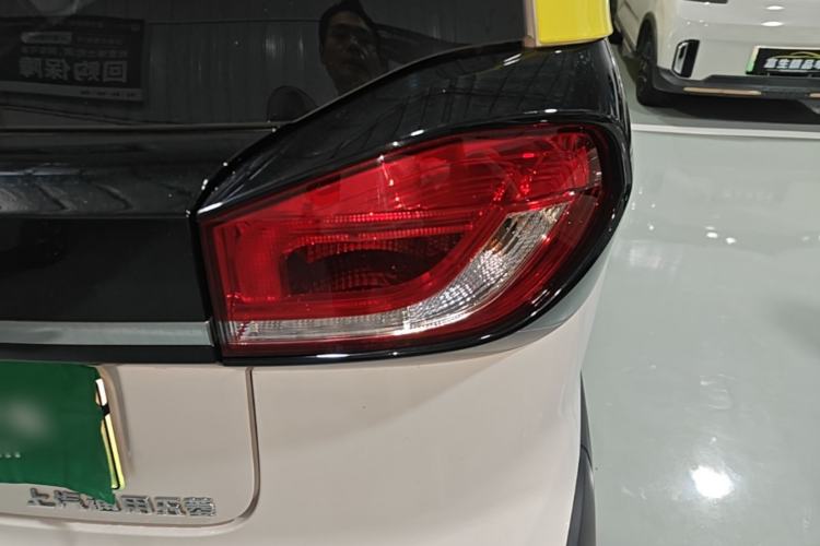 Used Baojun E100 2020 305KM Smart Drive Version Right Rear Taillight
