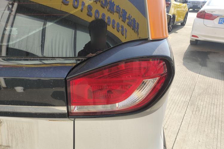 Used Baojun E100 2020 305KM Smart Drive Version Right Rear Taillight