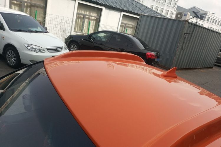 Used Baojun E100 2020 305KM Smart Drive Version Roof