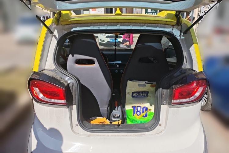 Used Baojun E100 2020 305KM Smart Drive Version Trunk