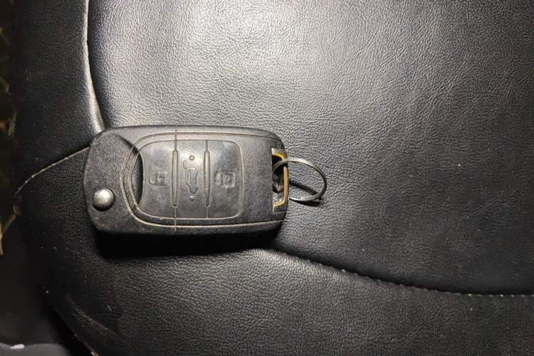 Used Baojun E100 2020 305KM Smart Drive Version Vehicle Key