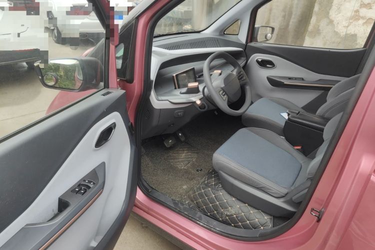Used Baojun E200 2019 250KM Smart Drive Edition Driver Seat