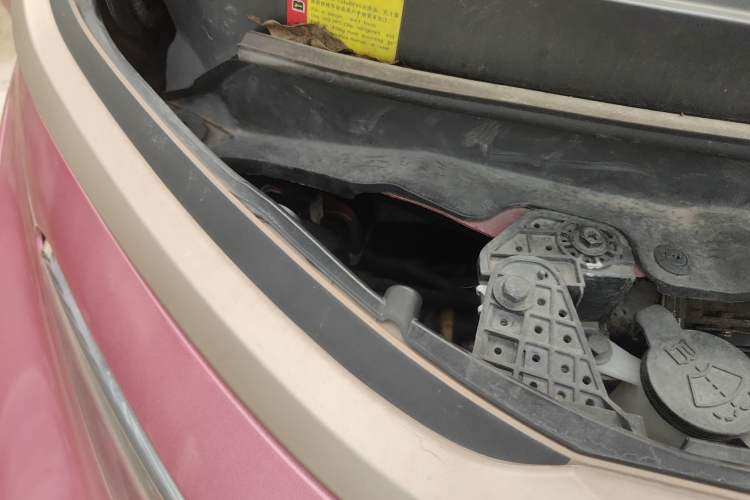 Used Baojun E200 2019 250KM Smart Drive Edition Engine Bay Right