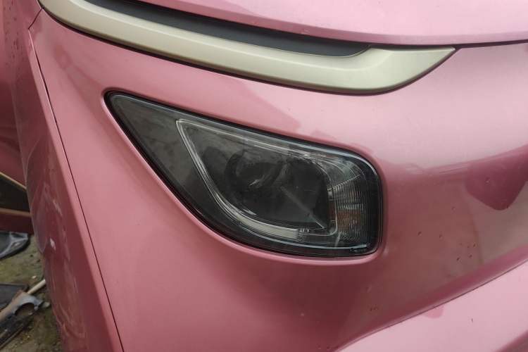 Used Baojun E200 2019 250KM Smart Drive Edition Right Front Headlight