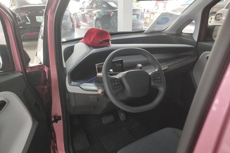 Used Baojun E200 2020 305KM Smart Drive Version Center Console